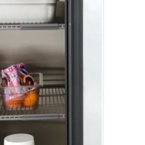 True T-72-HC 78 1/10″ Three Section Reach In Refrigerator, (3) Left/Right Hinge Solid Doors, 115v