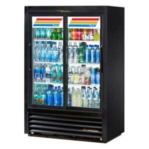 True GDM-33C-60-HC-LD 39″ 2-Section Merchandiser Refrigerator with Sliding Door