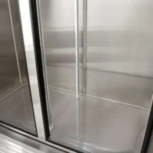 True TS-49-HC 54 1/10″ Two Section Reach In Refrigerator, (2) Left/Right Hinge Solid Doors, 115v