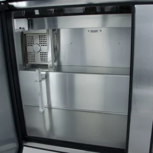 True TSSU-72-18-HC 72″ TSSU Series Sandwich/Salad Prep Table w/ Refrigerated Base, 115v